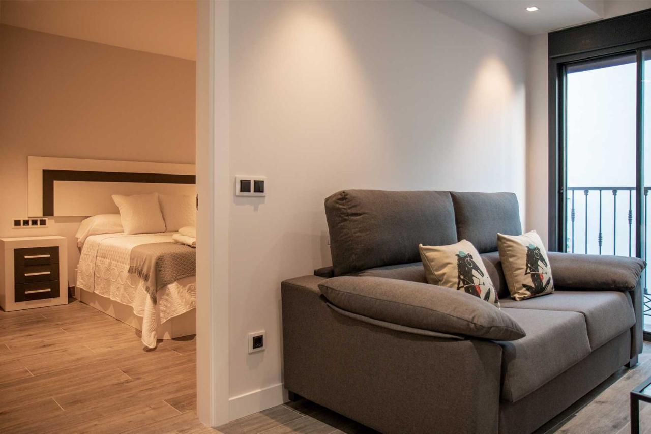 Apartamentos Vacacional En Plaza De Espana Nerja Eksteriør bilde